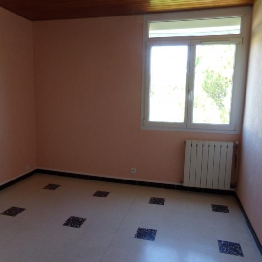  Annonces NIMES : Appartement | NIMES (30000) | 80 m2 | 780 € 