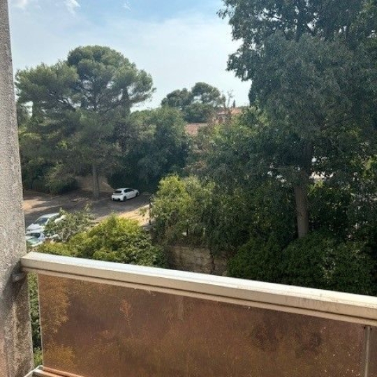  Annonces NIMES : Appartement | NIMES (30900) | 21 m2 | 431 € 