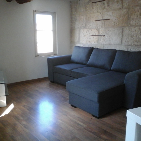  Annonces NIMES : Appartement | NIMES (30900) | 34 m2 | 520 € 