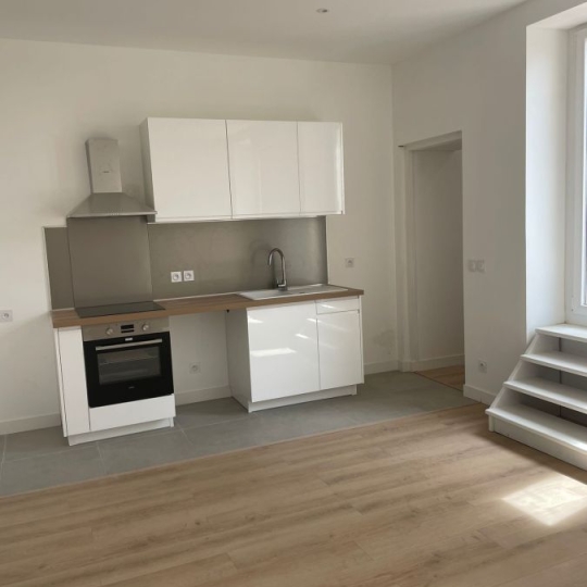  Annonces NIMES : Appartement | NIMES (30900) | 69 m2 | 786 € 