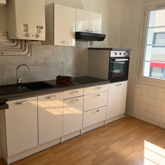  Annonces NIMES : Appartement | NIMES (30900) | 57 m2 | 600 € 