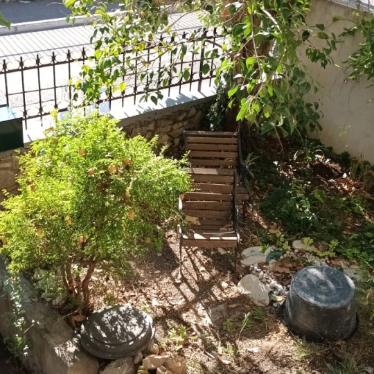  Annonces NIMES : Maison / Villa | NIMES (30900) | 75 m2 | 947 € 