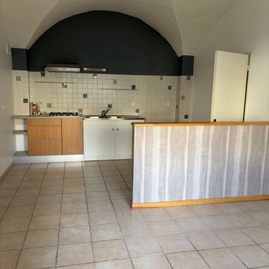  Annonces NIMES : Appartement | NIMES (30900) | 59 m2 | 610 € 