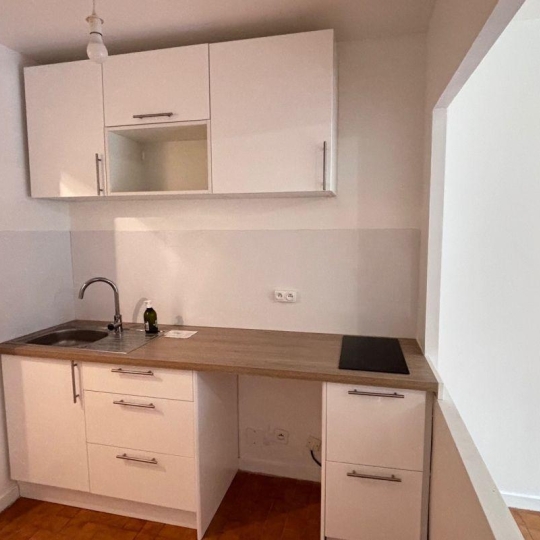  Annonces NIMES : Appartement | NIMES (30900) | 35 m2 | 79 000 € 