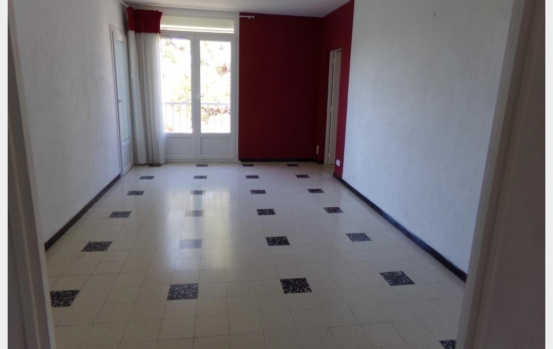 Annonces NIMES : Appartement | NIMES (30000) | 80 m2 | 780 € 