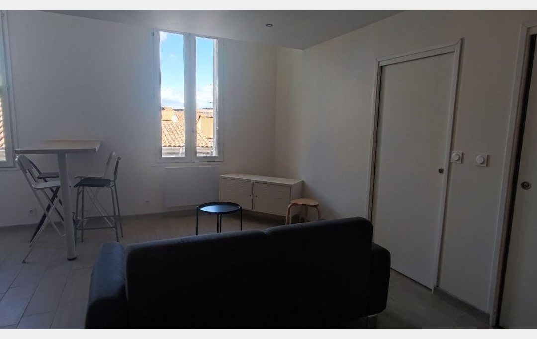 Annonces NIMES : Appartement | NIMES (30000) | 75 m2 | 750 € 