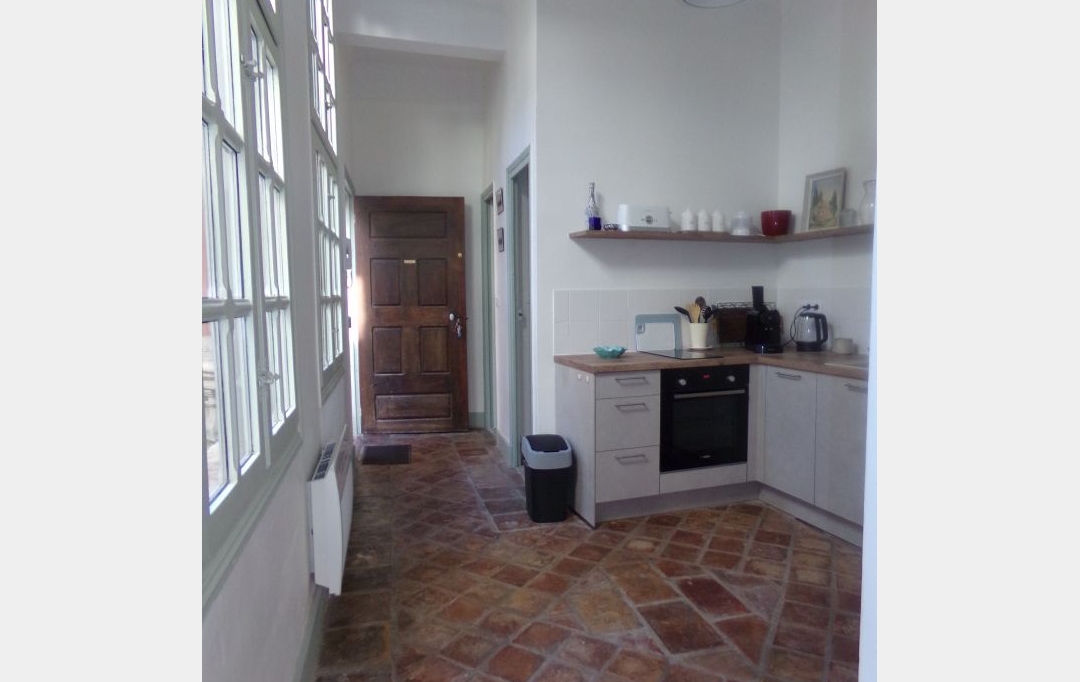 Annonces NIMES : Appartement | NIMES (30000) | 90 m2 | 1 500 € 