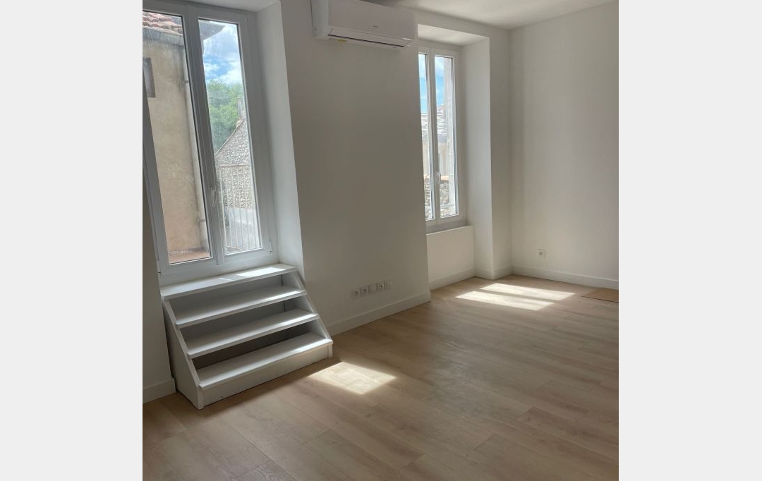 Annonces NIMES : Appartement | NIMES (30900) | 69 m2 | 786 € 