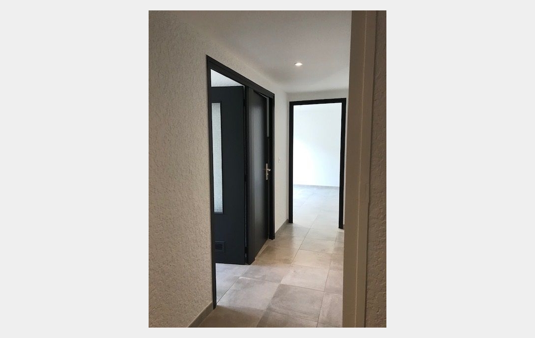 Annonces NIMES : Appartement | NIMES (30900) | 44 m2 | 613 € 