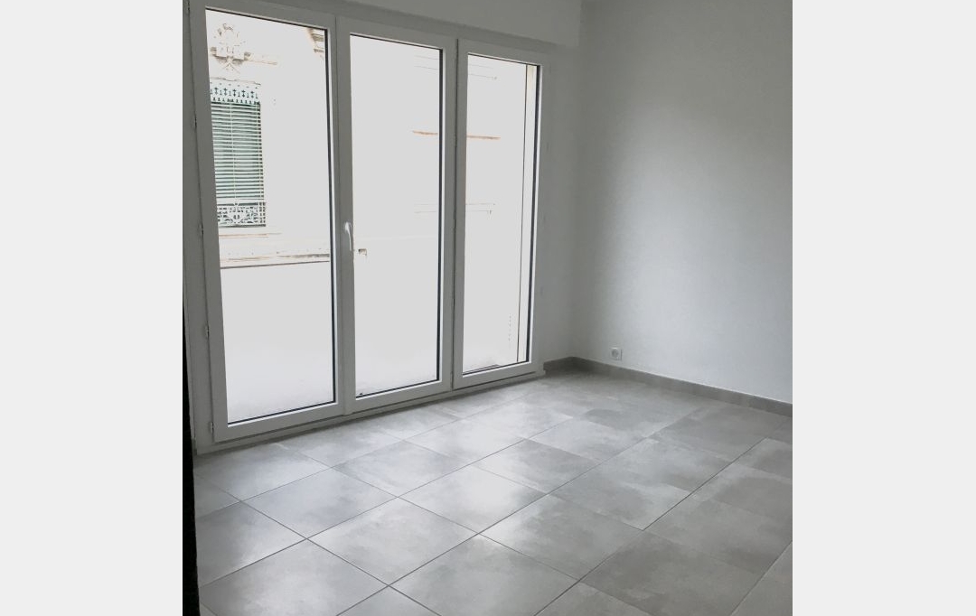 Annonces NIMES : Appartement | NIMES (30900) | 44 m2 | 613 € 