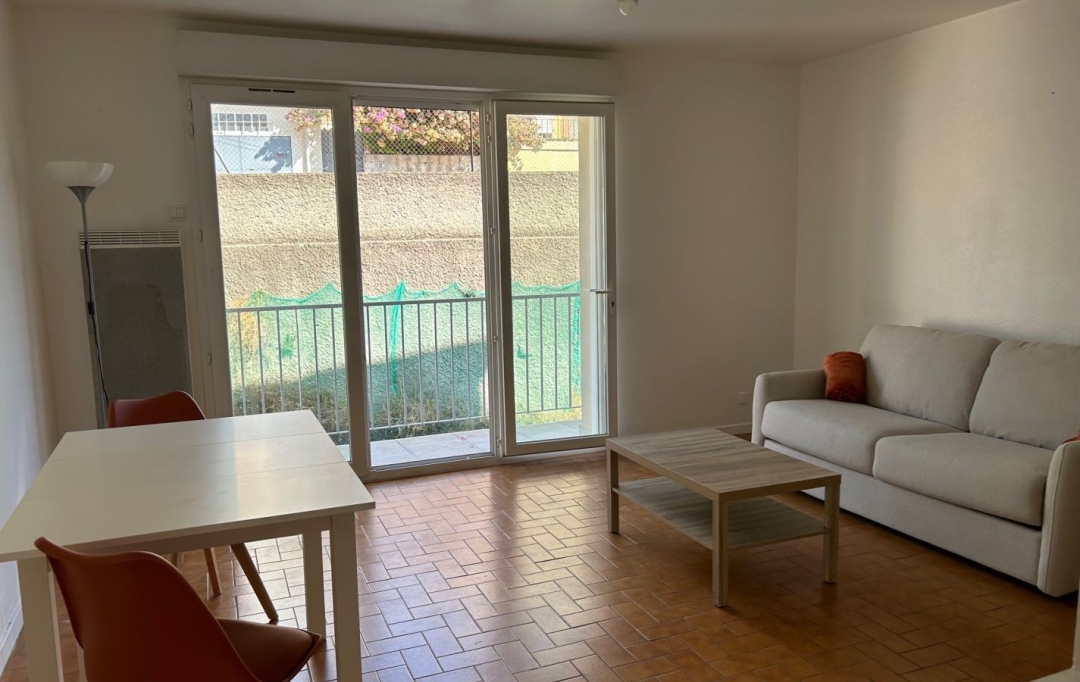 Annonces NIMES : Appartement | NIMES (30900) | 33 m2 | 500 € 