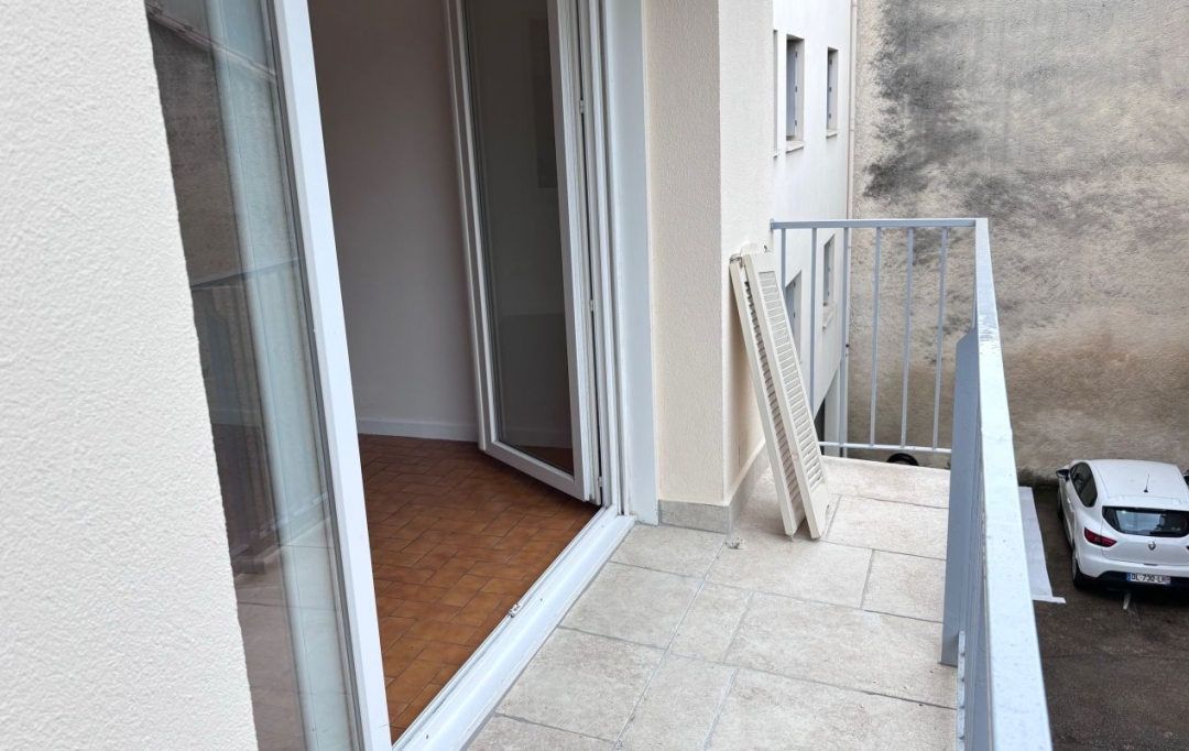 Annonces NIMES : Appartement | NIMES (30900) | 33 m2 | 500 € 