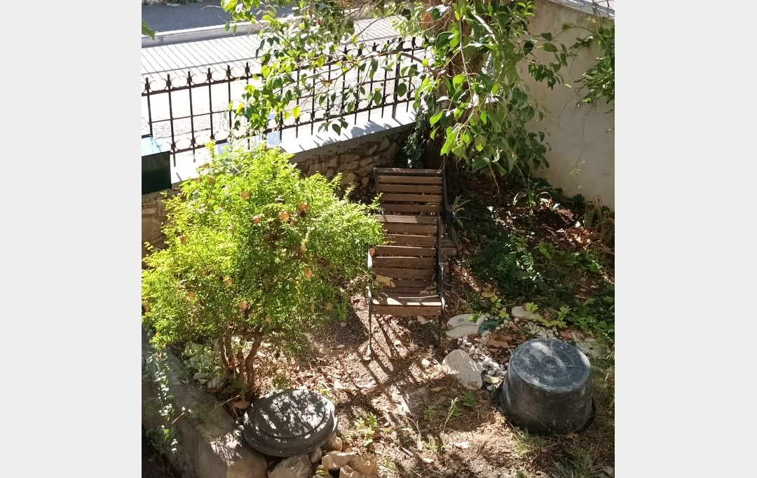 Annonces NIMES : Maison / Villa | NIMES (30900) | 75 m2 | 947 € 