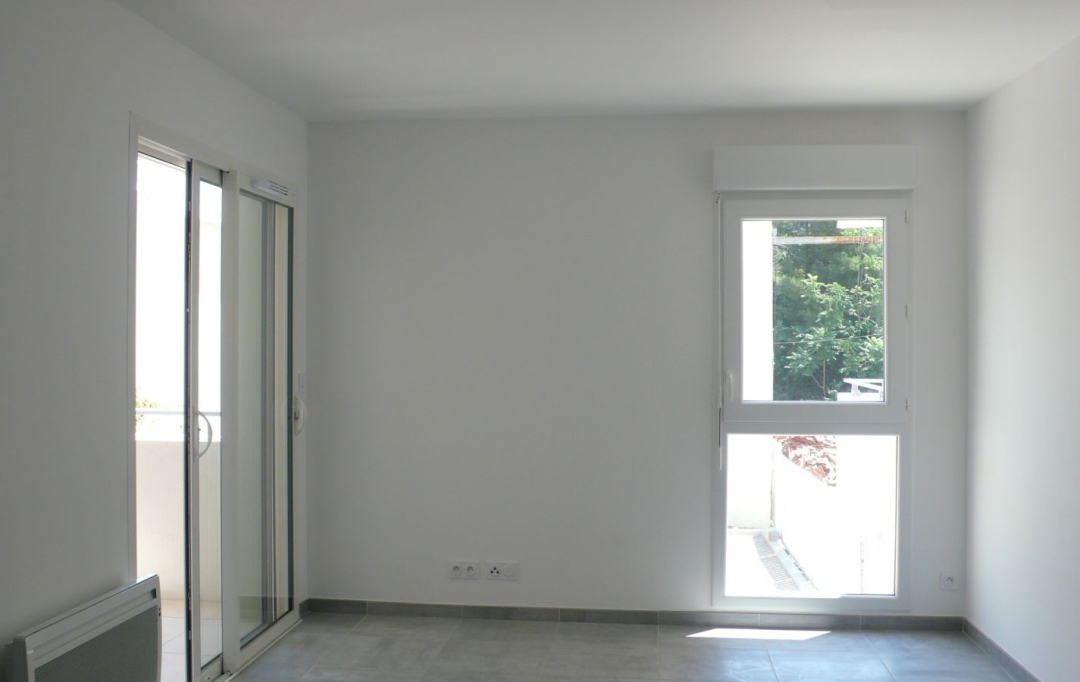 Annonces NIMES : Appartement | NIMES (30900) | 44 m2 | 646 € 