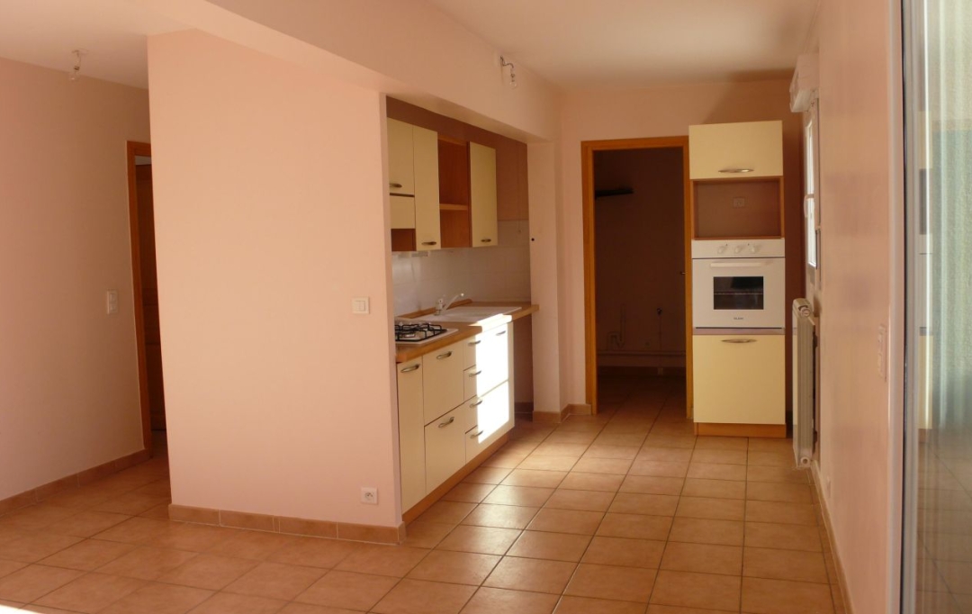 Annonces NIMES : Appartement | NIMES (30900) | 104 m2 | 1 282 € 