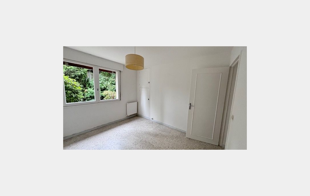 Annonces NIMES : Appartement | NIMES (30900) | 62 m2 | 150 000 € 