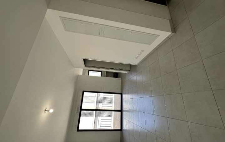  Annonces NIMES Appartement | NIMES (30000) | 44 m2 | 650 € 